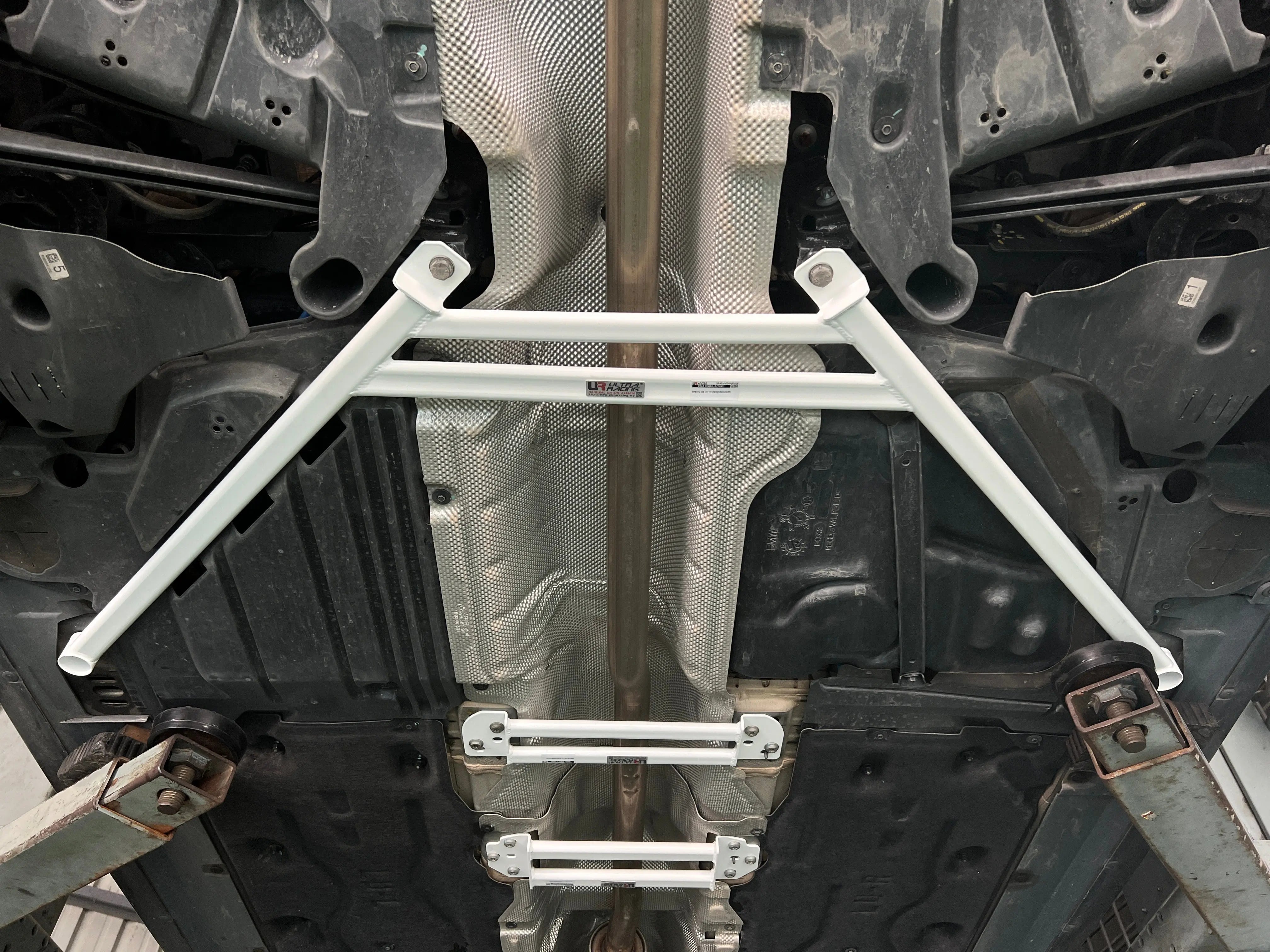 Ultra Racing BMW F40 (120i) 2.0T 2WD 2020-present Rear Lower Brace Ultra Racing