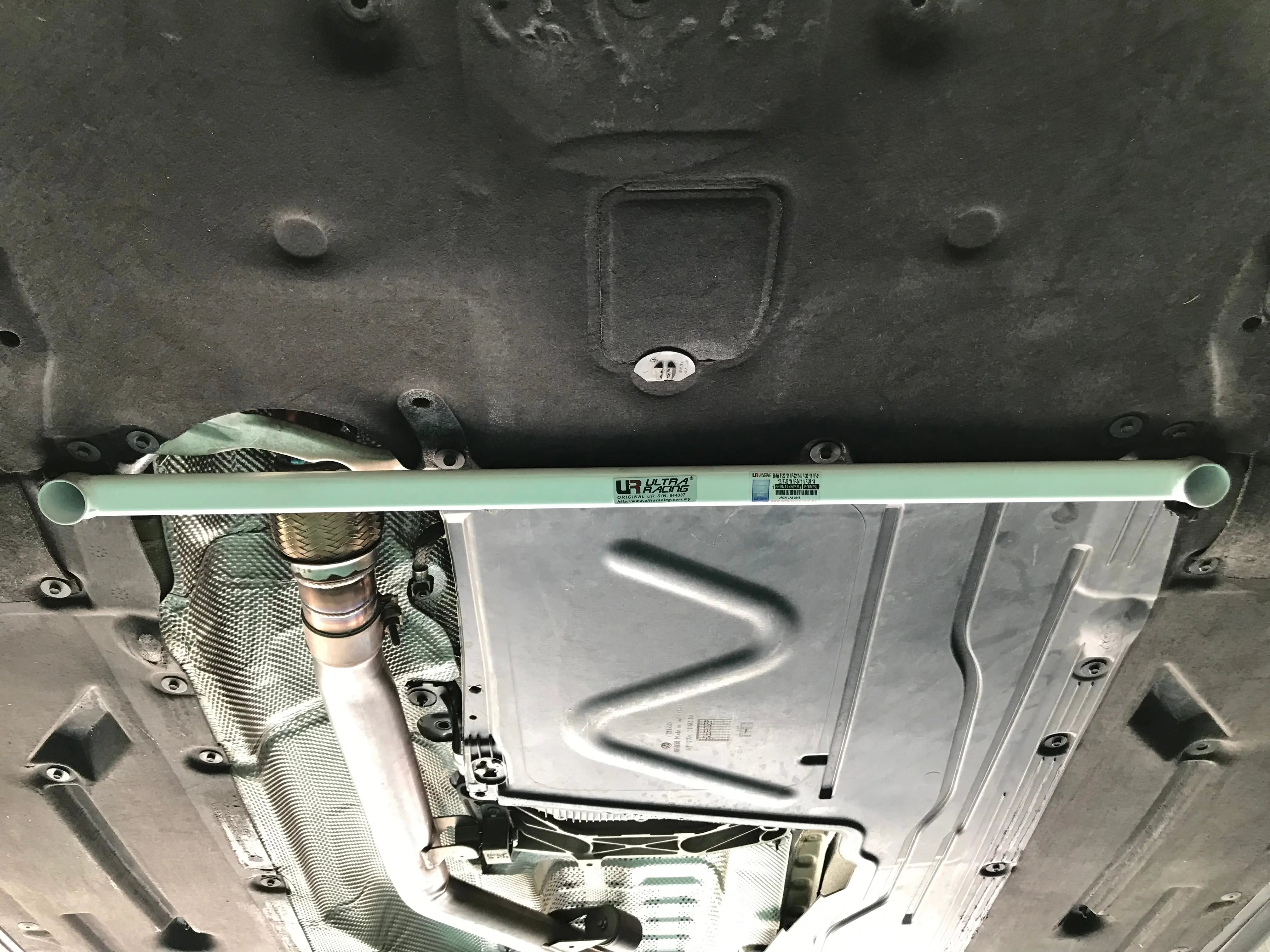 Ultra Racing  BMW F20 (M140i) 3.0 N55 2WD 2016-2019 Front Lower Brace Ultra Racing