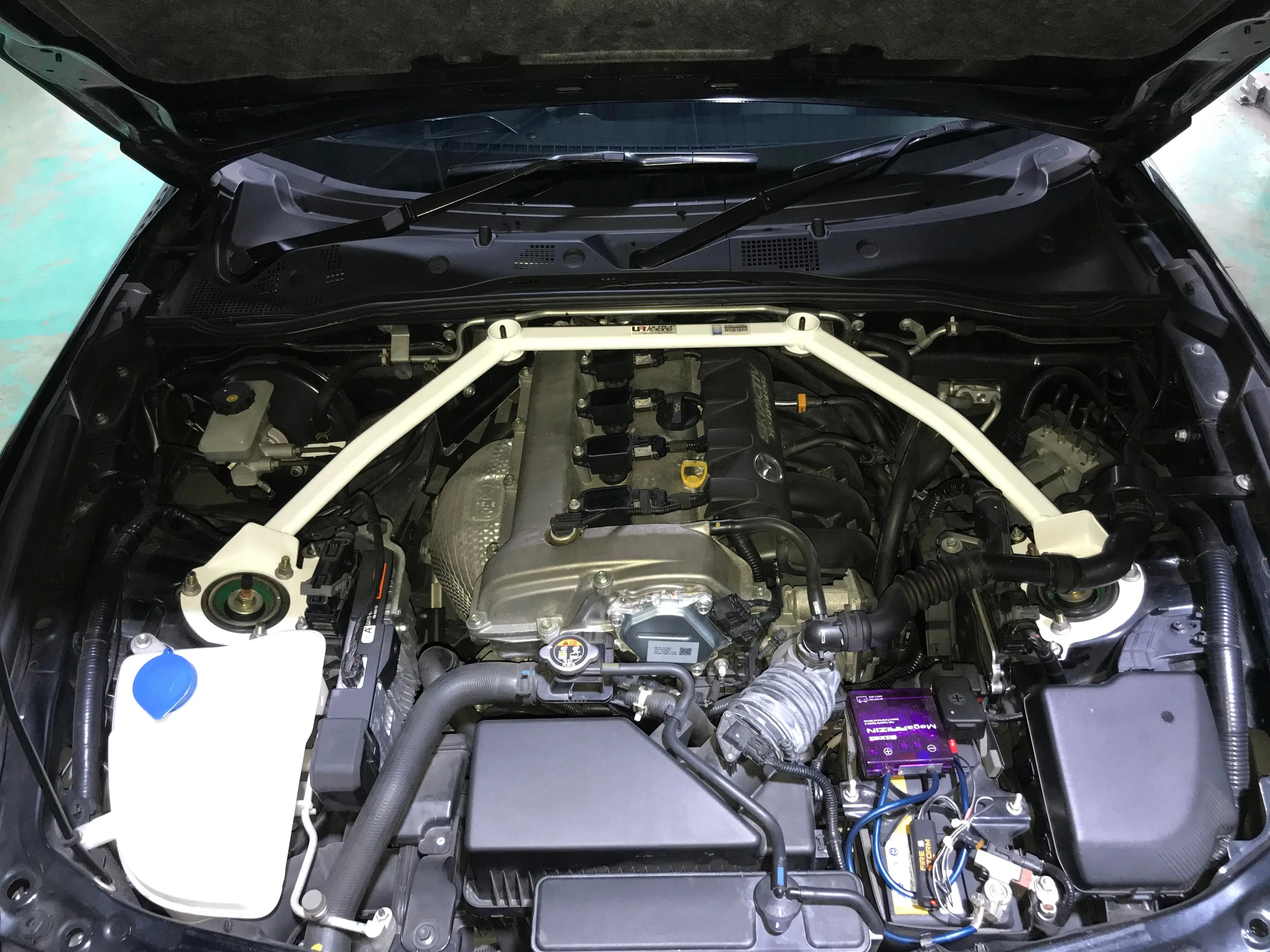 Ultra Racing MAZDA MX-5  4TH GEN (ND) 2.0 2WD MT 2015-present MT Front Strut Brace Ultra Racing