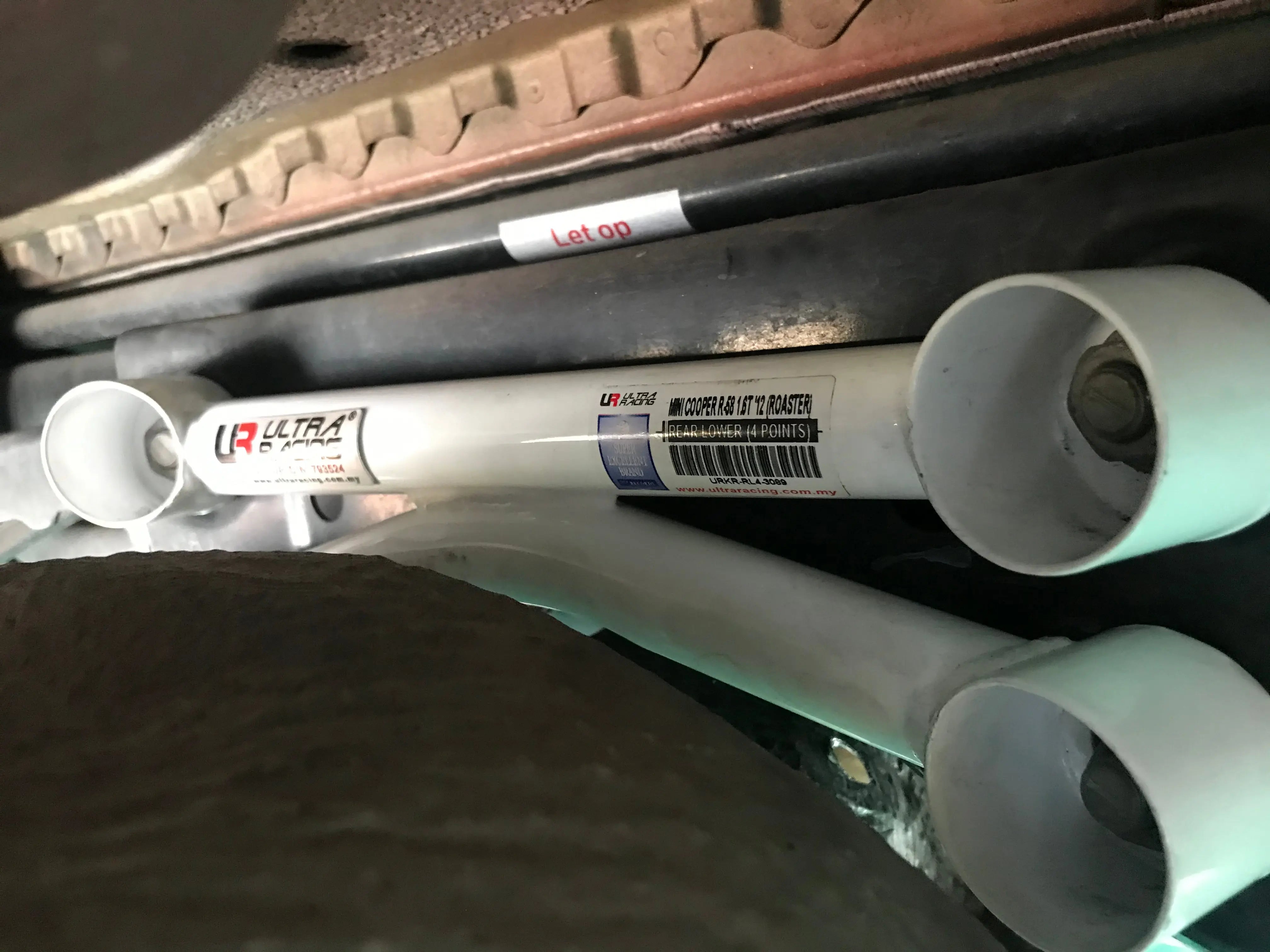 Ultra Racing MINI COOPER S  2ND GEN R56 1.6T 2WD 2006-2013  Rear Lower Brace Ultra Racing